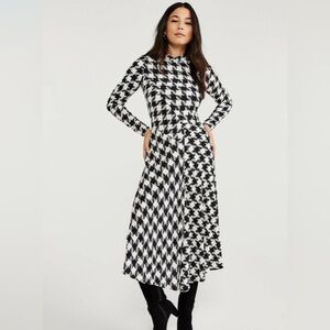 Ann Taylor Monochrome Houndstooth Long Sleeve Dress